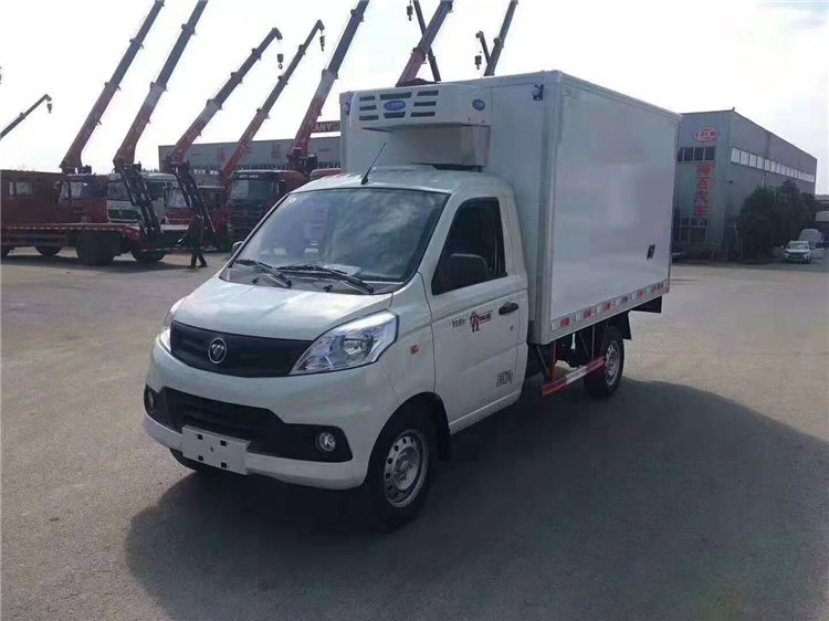 国六福田2.8米小型冷藏车